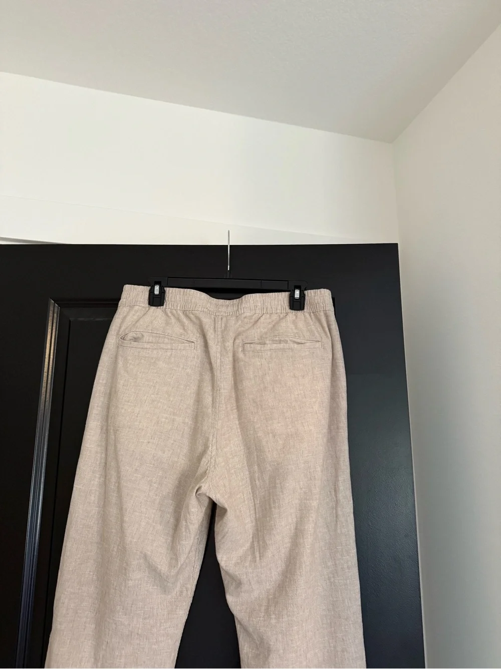 NWOT Men’s Abercrombie & Fitch Cream Loose Linen Trousers M